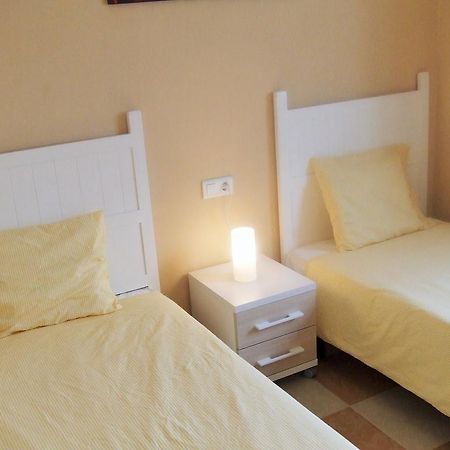 Apartamentos Decada Malaga Bilik gambar