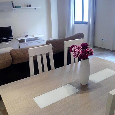 Apartamentos Decada Malaga Luaran gambar