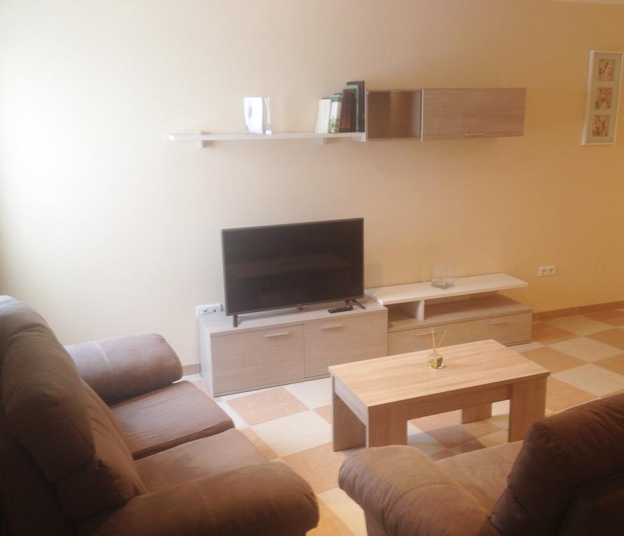 Apartamentos Decada Malaga Bilik gambar