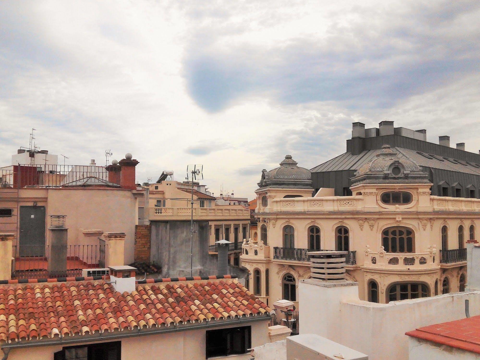 Apartamentos Decada Malaga Luaran gambar