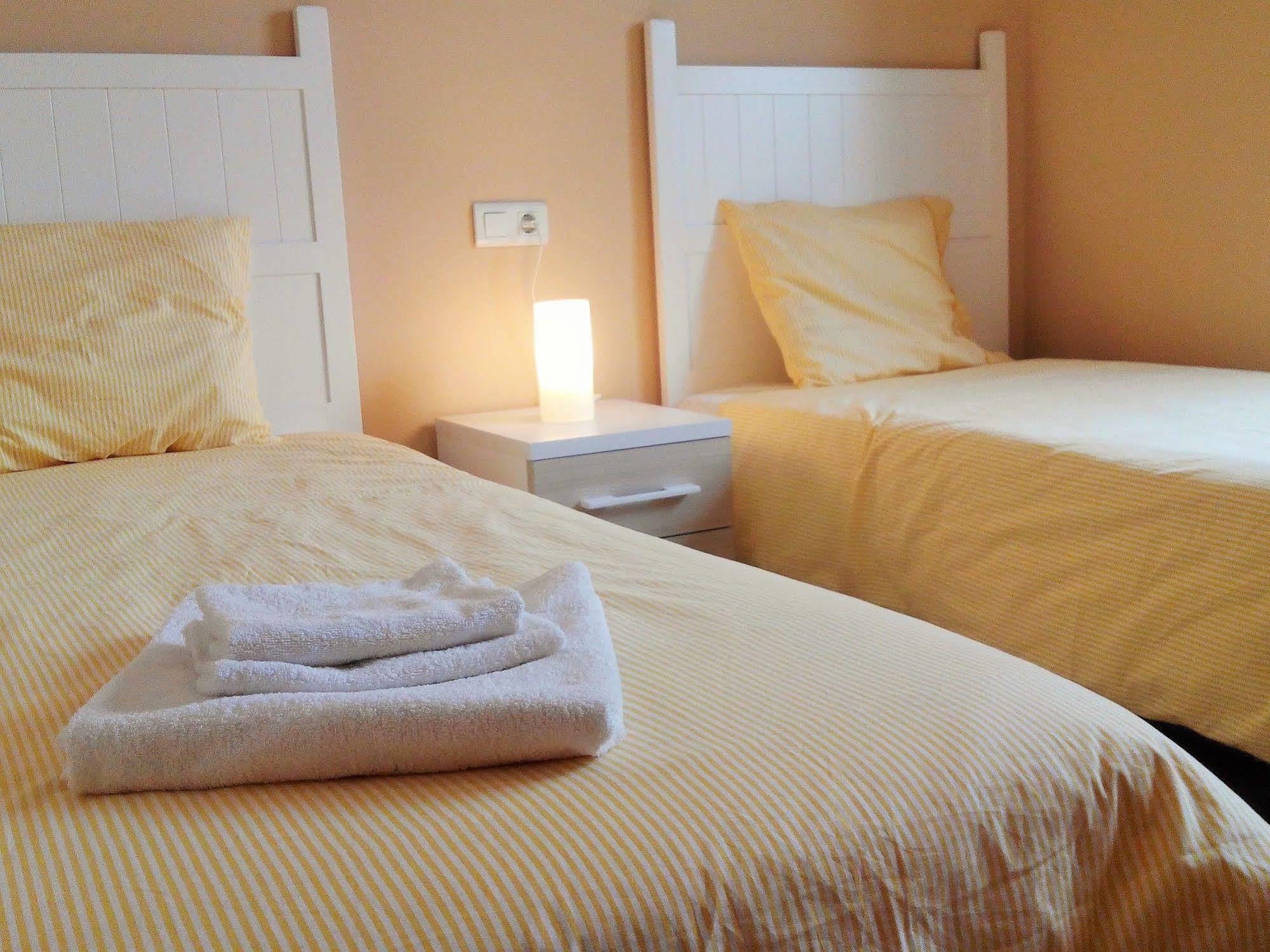Apartamentos Decada Malaga Luaran gambar