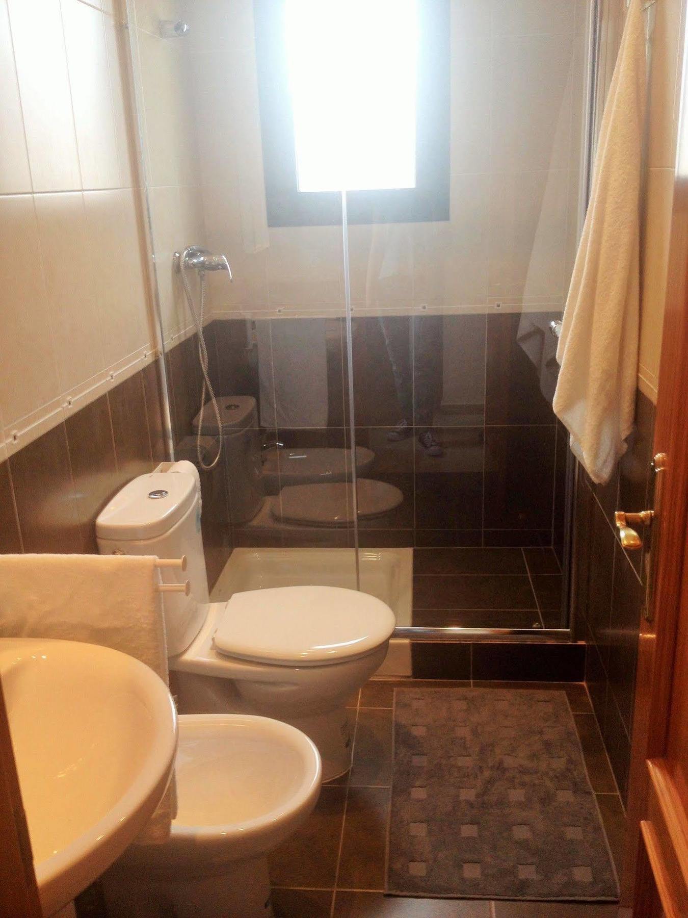 Apartamentos Decada Malaga Luaran gambar