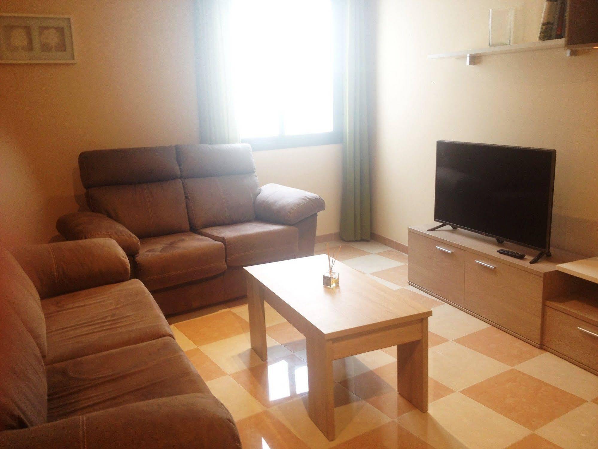 Apartamentos Decada Malaga Luaran gambar